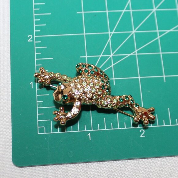 Monet Green Frog Rhinstone Brooch - Picture 8 of 14
